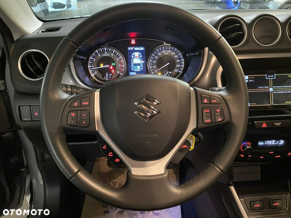Suzuki Vitara - 19