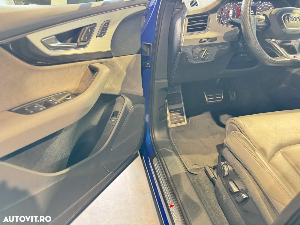 Audi Q7 - 11