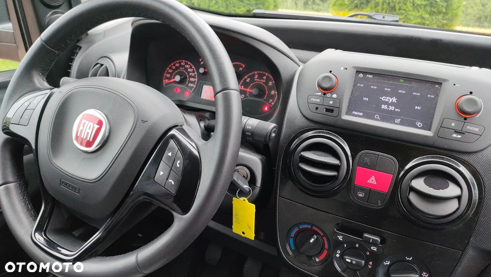 Fiat Qubo 1.4 8V Lounge - 10