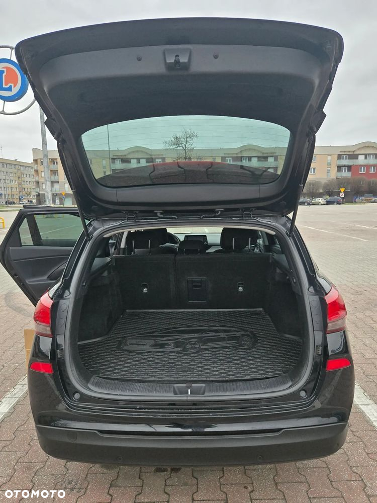 Hyundai i30 1.6 D Premiere Style - 6