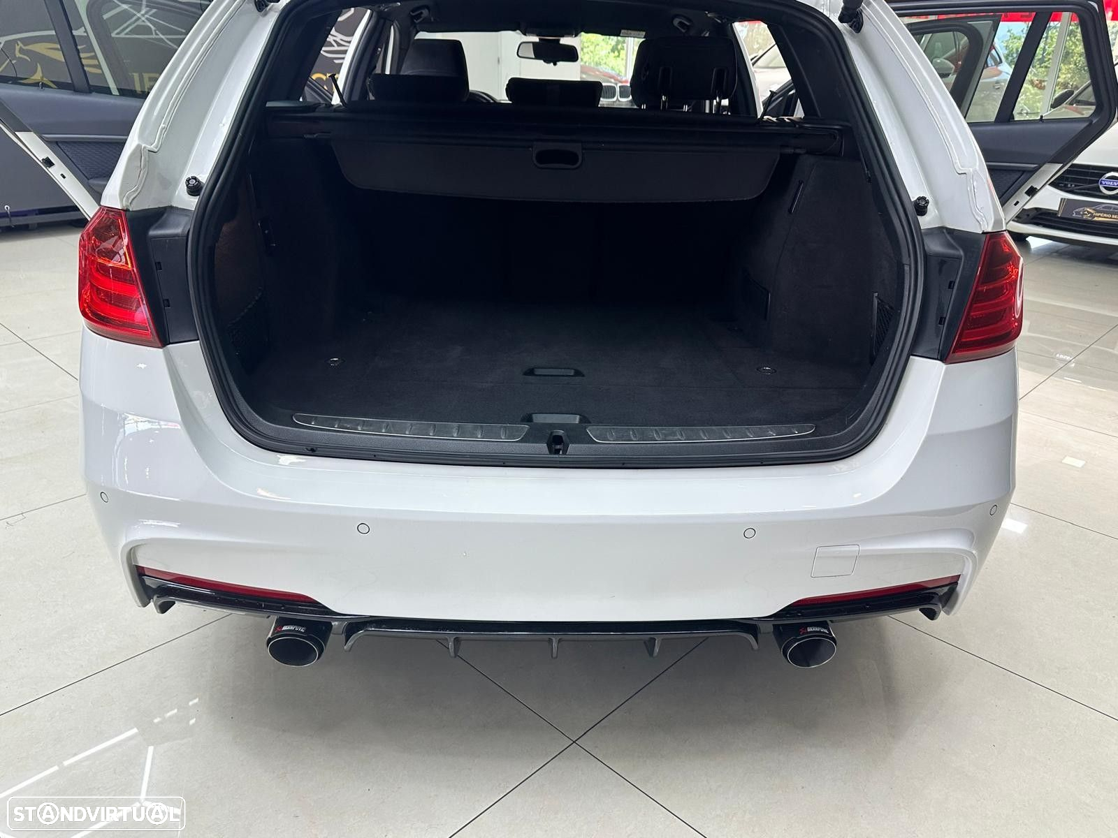 BMW 320 d Auto Pack M - 13