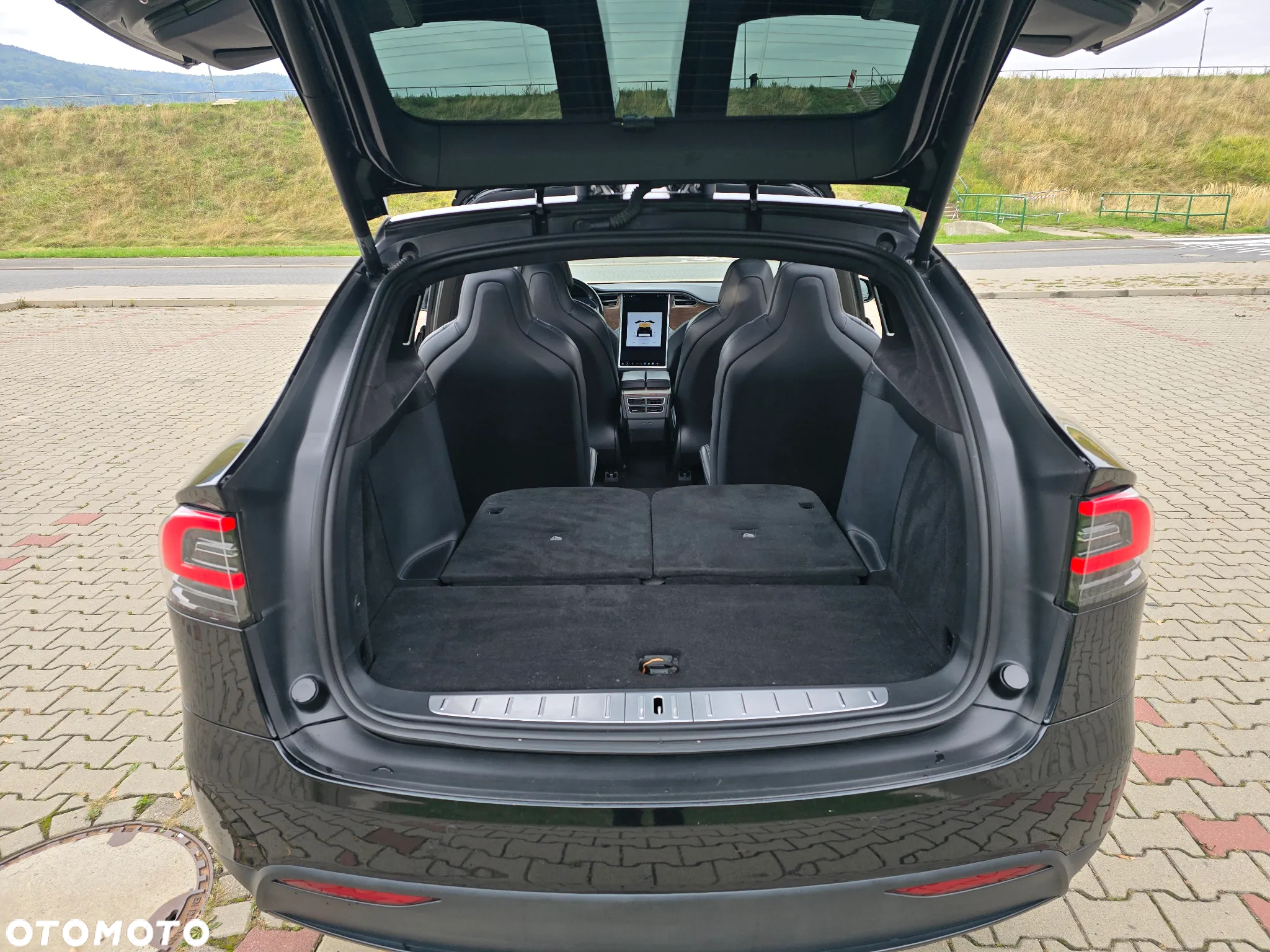 Tesla Model X Long Range Plus - 4