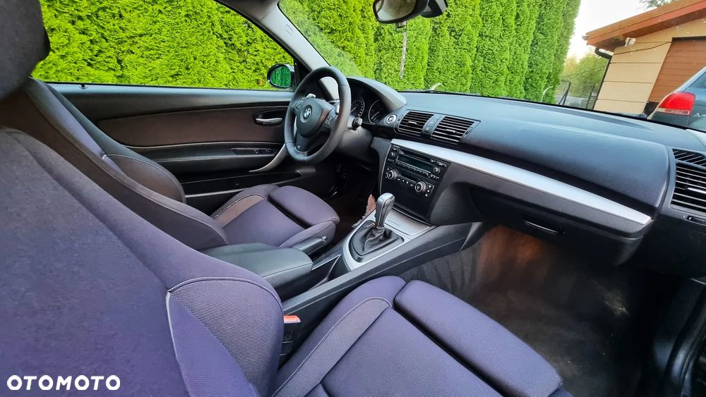BMW Seria 1 123d DPF Edition Sport - 9