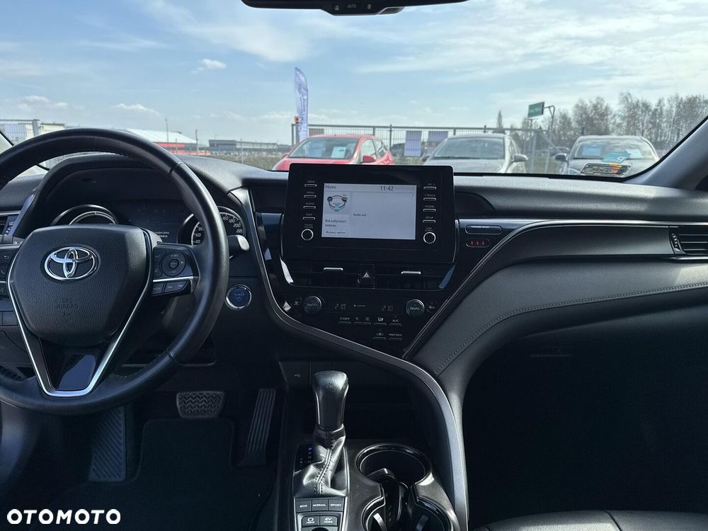 Toyota Camry 2.5 Hybrid Comfort CVT - 12