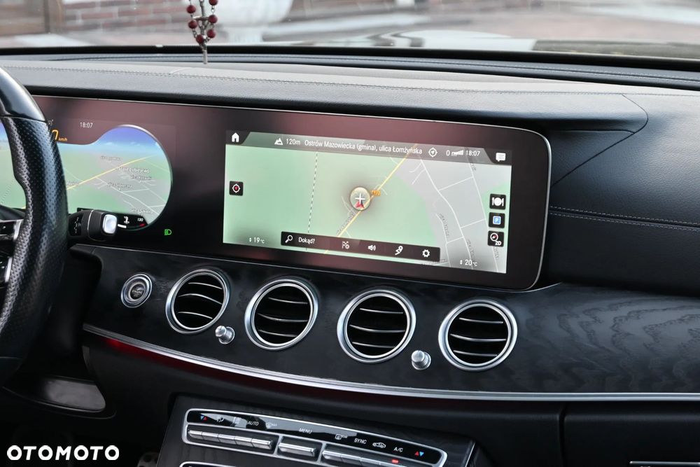 Mercedes-Benz Klasa E 220 d 9G-TRONIC AMG Line - 31