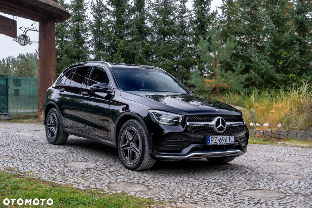 Mercedes-Benz GLC 200 d 4Matic 9G-TRONIC AMG Line - 11