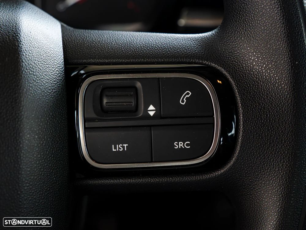 Citroën C3 1.2 PureTech Shine - 29