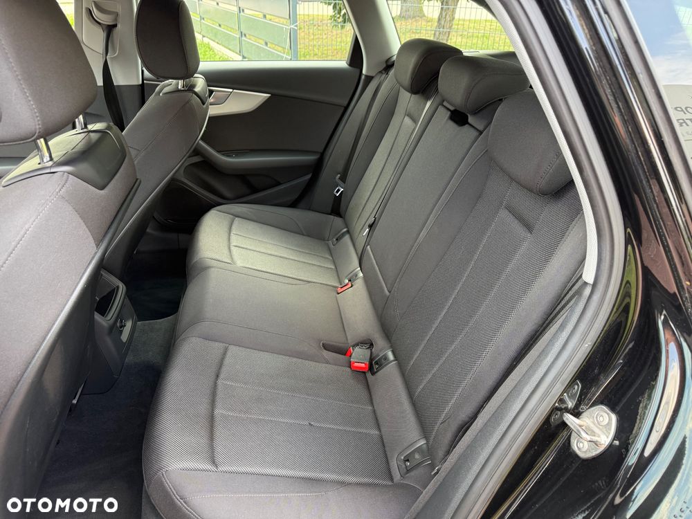 Audi A4 Avant 30 TDI mHEV Advanced S tronic - 25