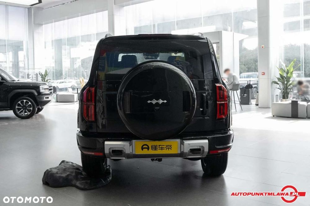 BYD Leopard 5 - 8