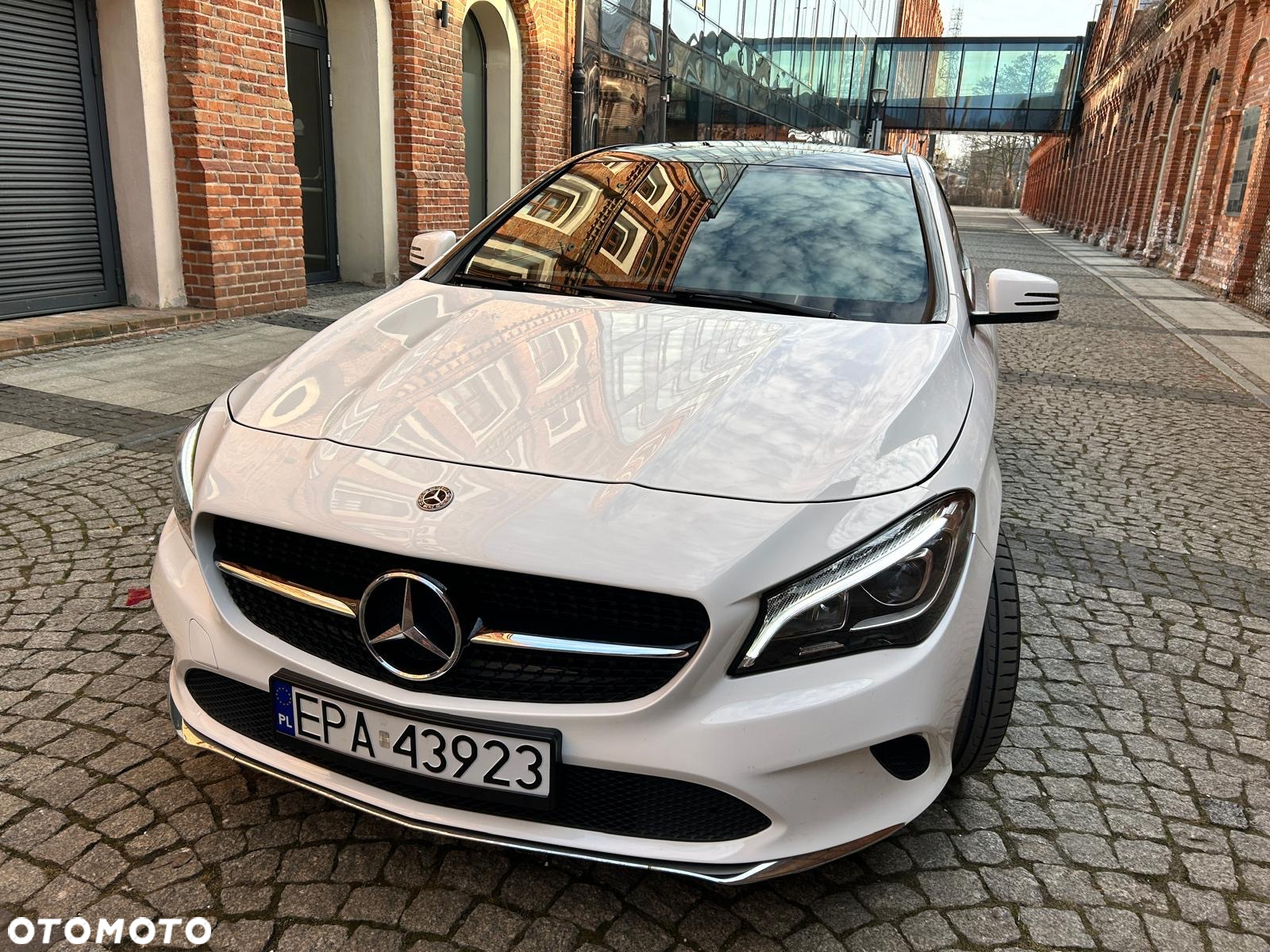 Mercedes-Benz CLA 250 4-Matic - 3