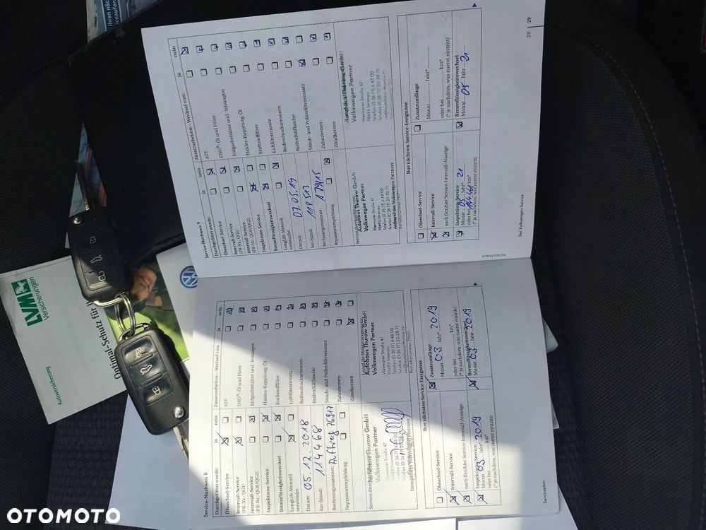 Volkswagen Golf - 25