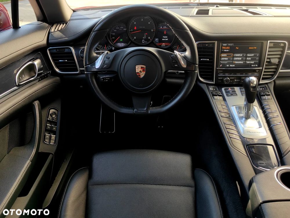 Porsche Panamera - 27
