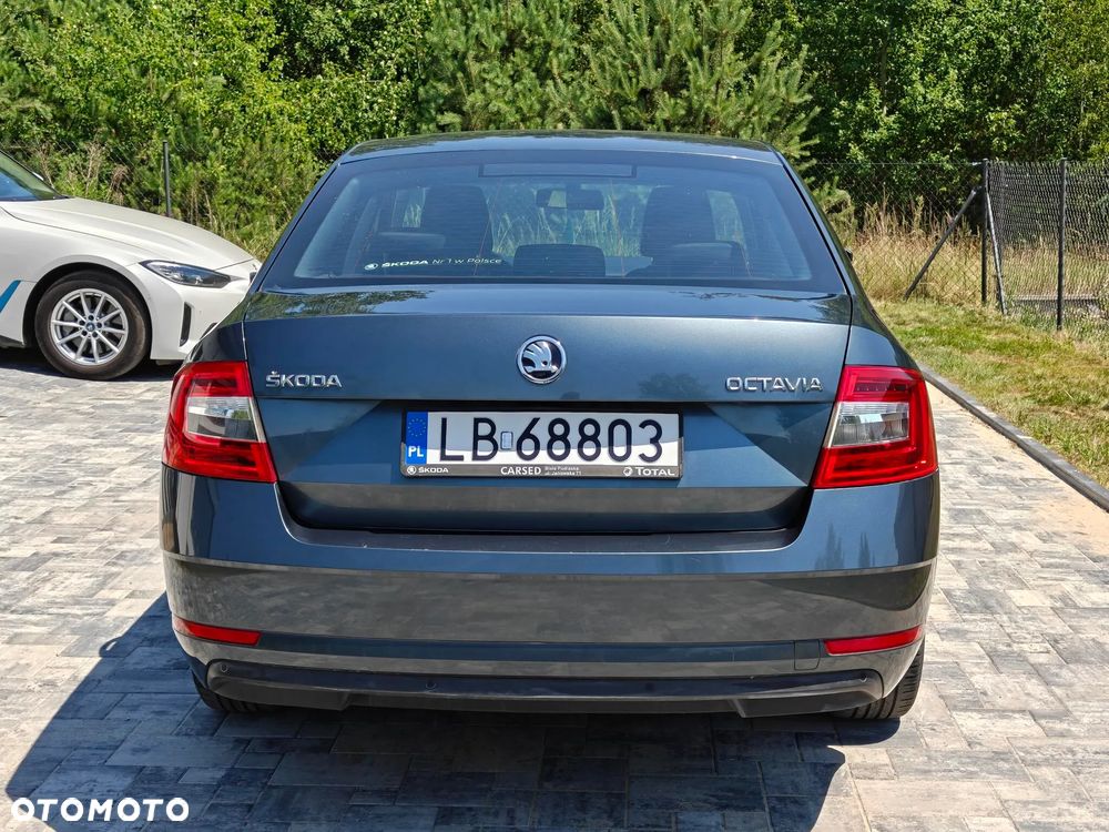 Skoda Octavia 1.4 TSI Ambition - 4