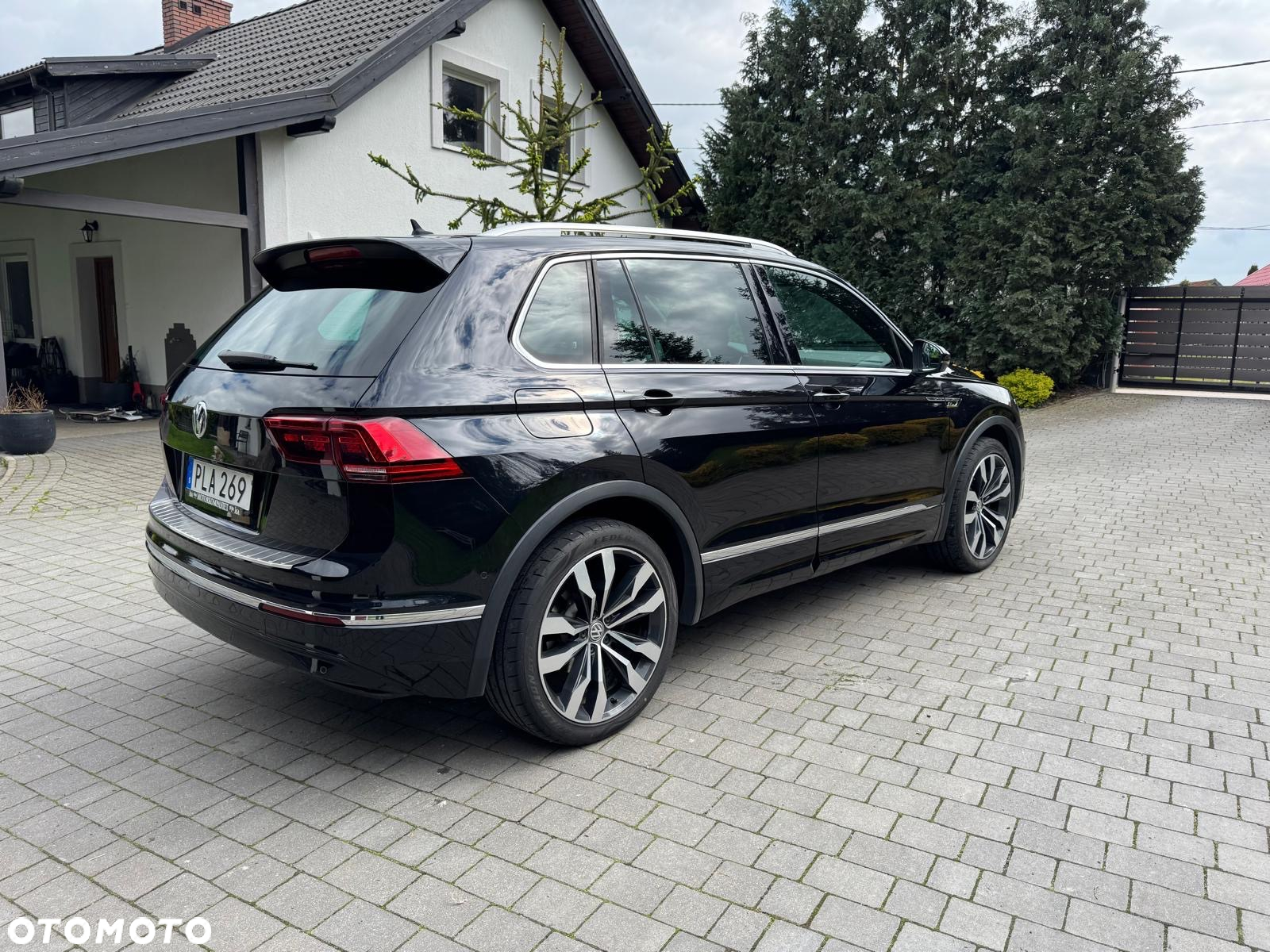 Volkswagen Tiguan 2.0 TDI SCR 4MOTION DSG Highline - 29