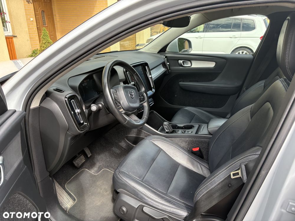 Volvo XC 40 T3 - 6