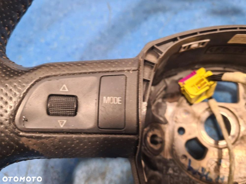 AUDI A6 C6 KIEROWNICA MULTIFUNKCJA ŁOPATKI 61711340B00 - 3