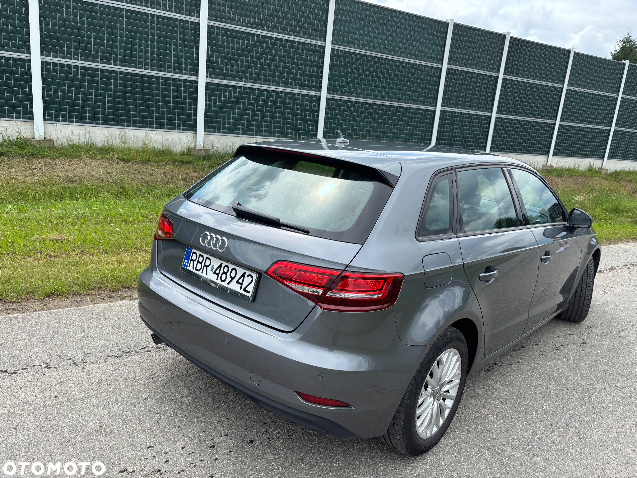 Audi A3 1.6 TDI Sportback design - 24