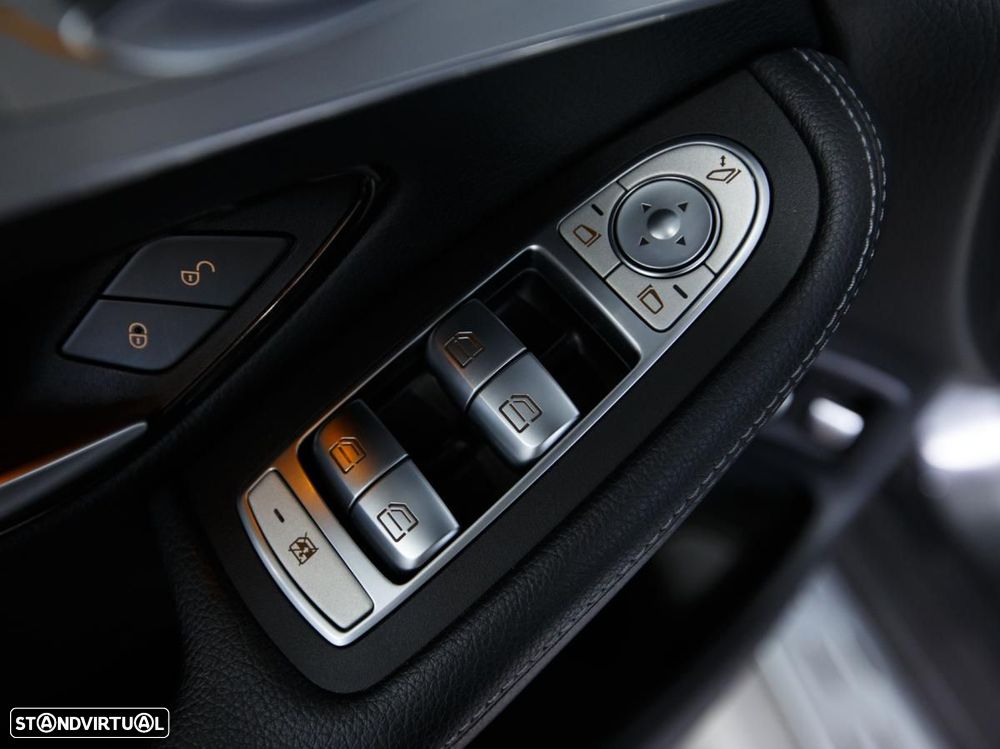 Mercedes-Benz GLC 300 e Coupé 4Matic - 14