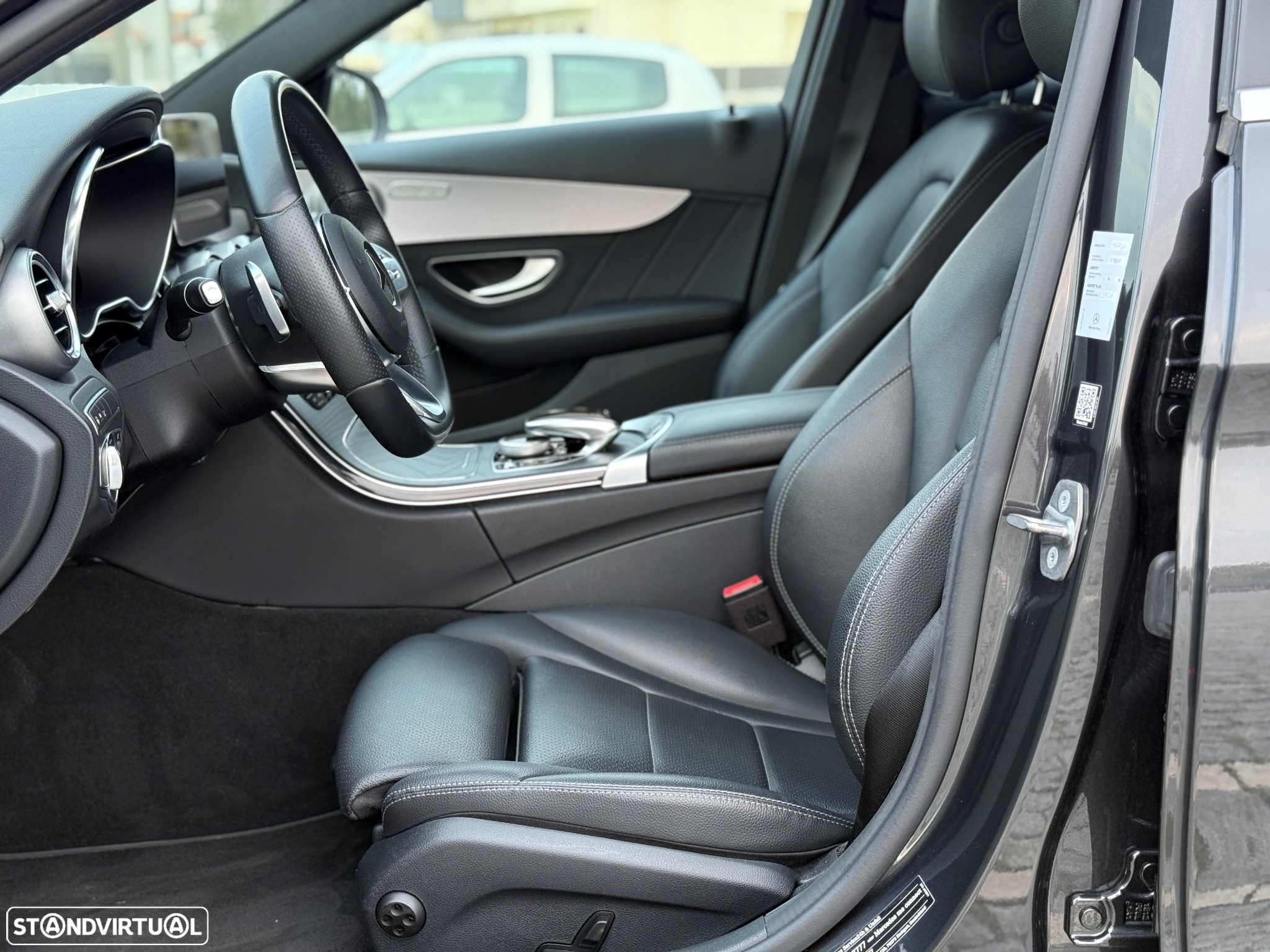 Mercedes-Benz C 300 de AMG Line - 45