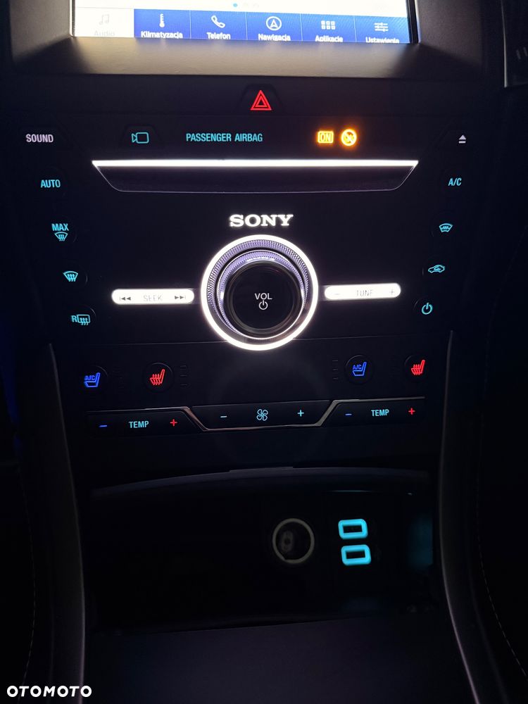 Ford S-Max 2.5 Duratec FHEV VIGNALE - 30
