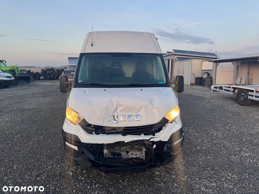 Iveco Daily 35C18