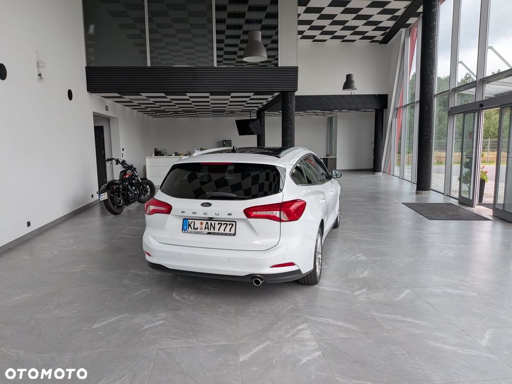 Ford Focus - 7