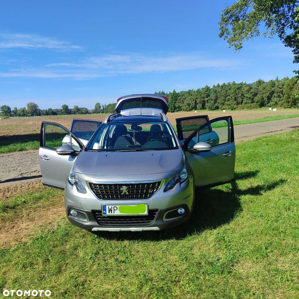 Peugeot 2008 1.2 Pure Tech Allure S&S - 8