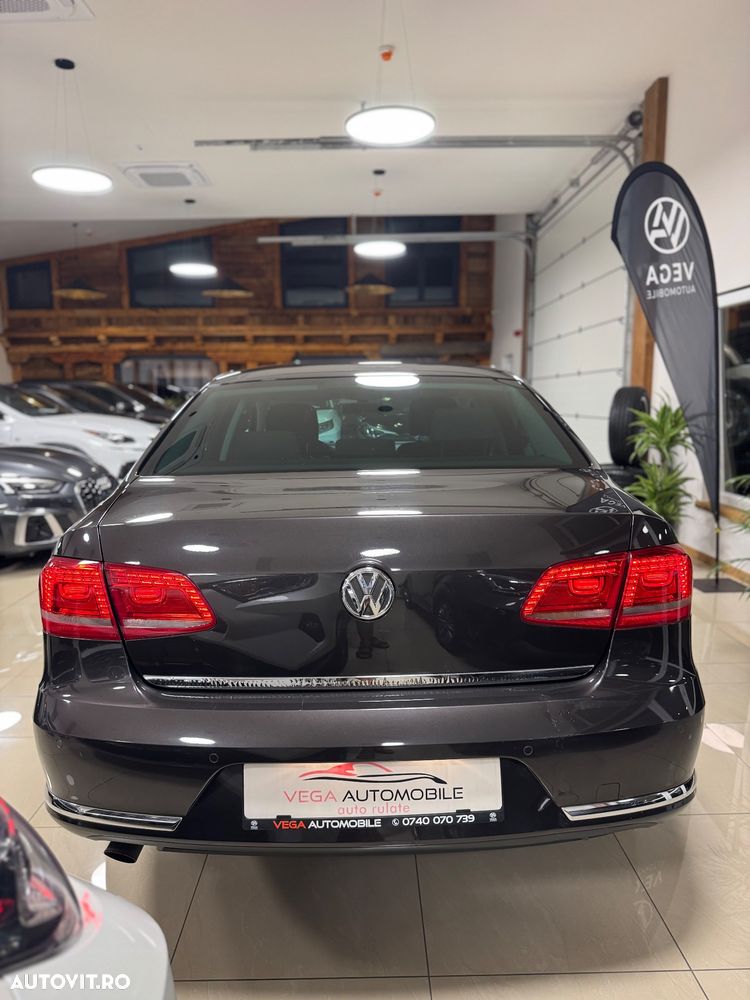 Volkswagen Passat 1.4 TSI BlueMotion Technology Highline - 38