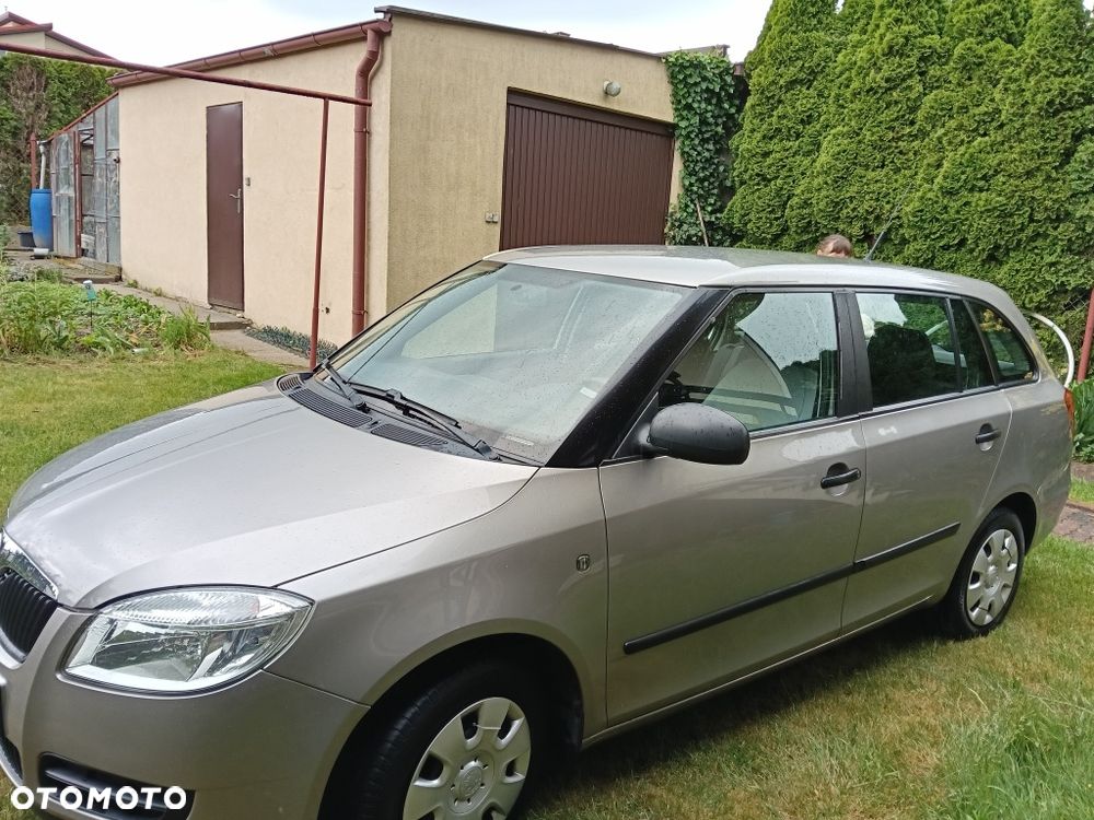 Skoda Fabia - 4