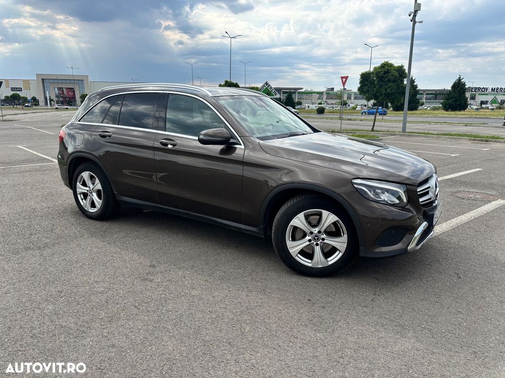 Mercedes-Benz GLC 220 d 4MATIC 9G-TRONIC - 4