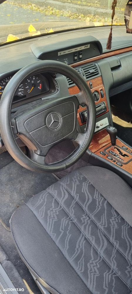 Mercedes-Benz W201 - 7