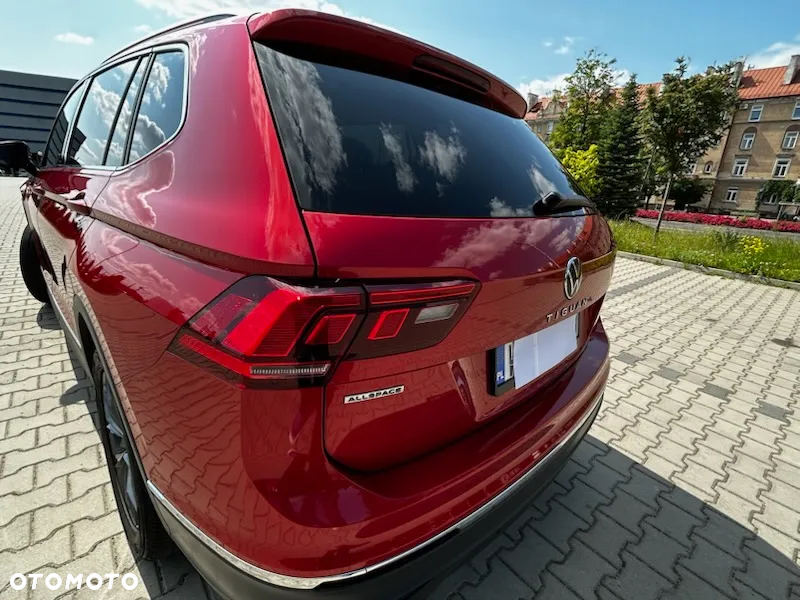 Volkswagen Tiguan Allspace - 19