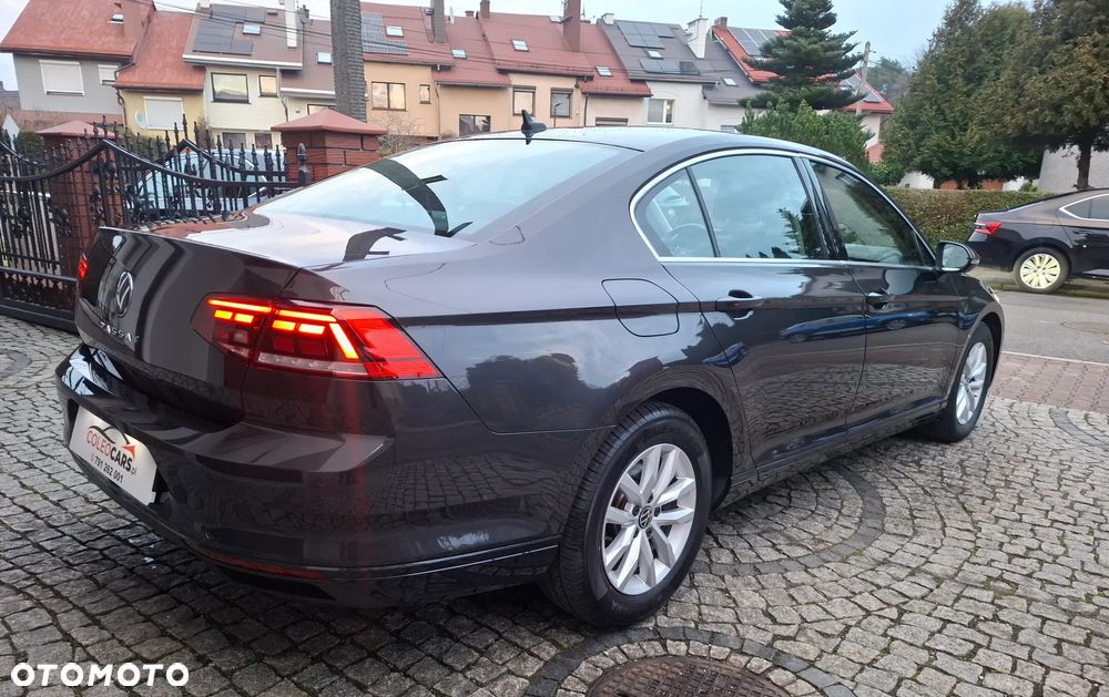 Volkswagen Passat 1.5 TSI EVO Business - 9
