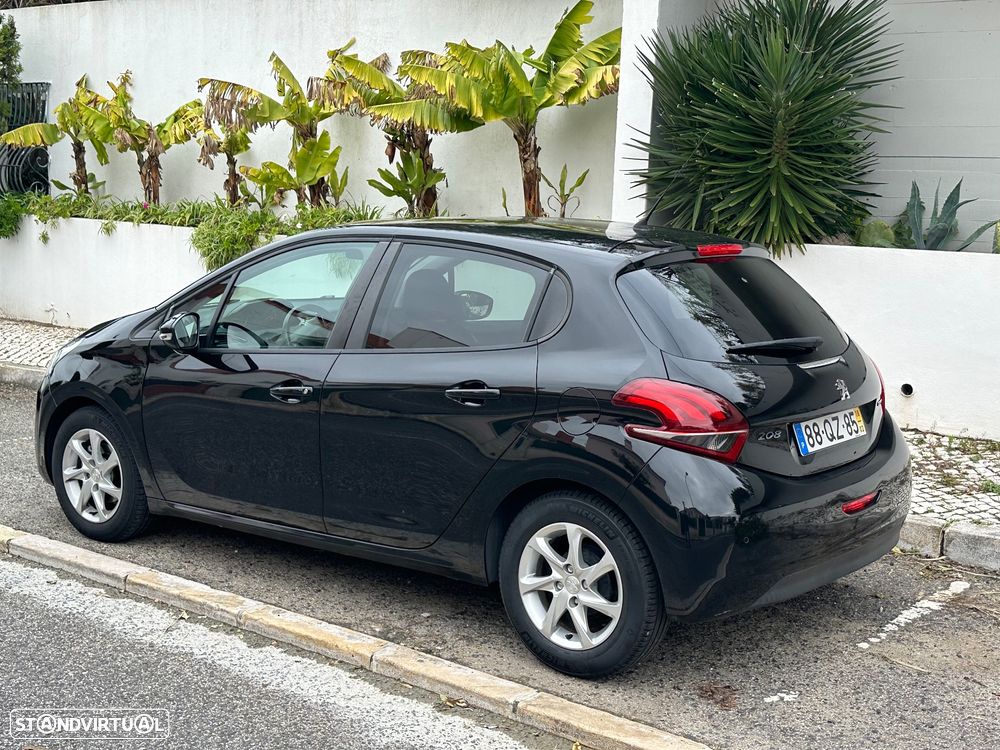Peugeot 208 1.2 PureTech Active - 4
