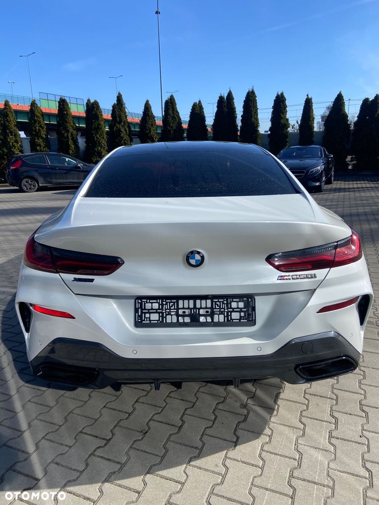 BMW Seria 8 - 6