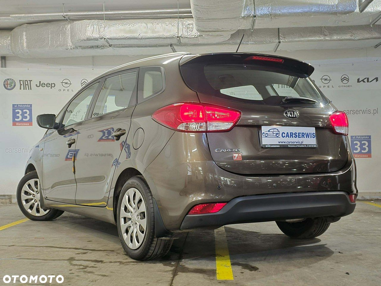 Kia Carens - 4