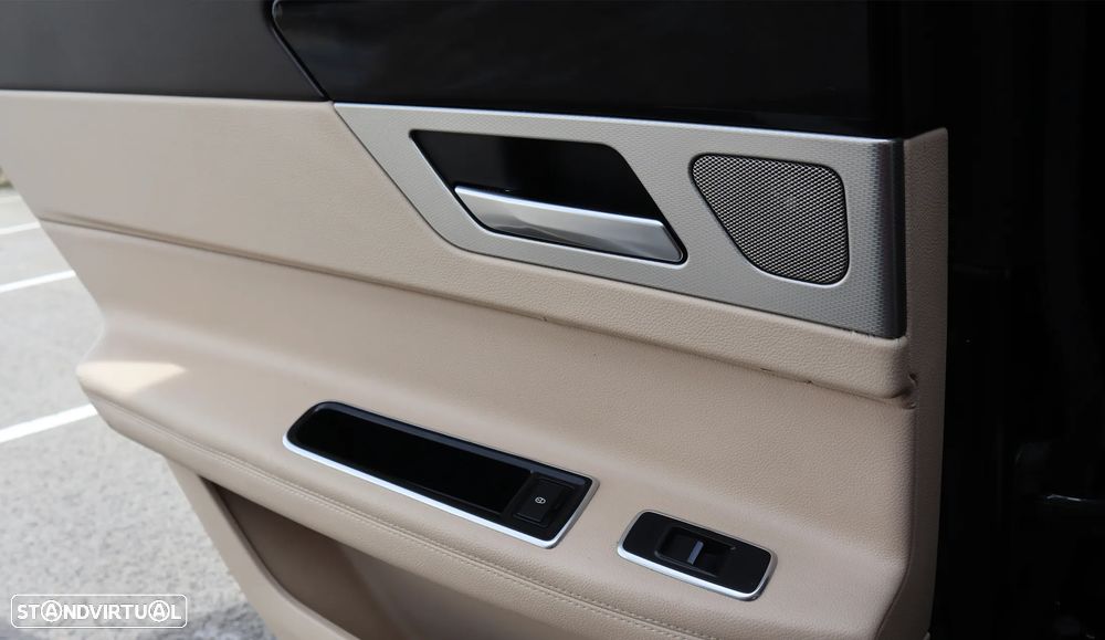 Jaguar XF E-Performance Prestige - 27