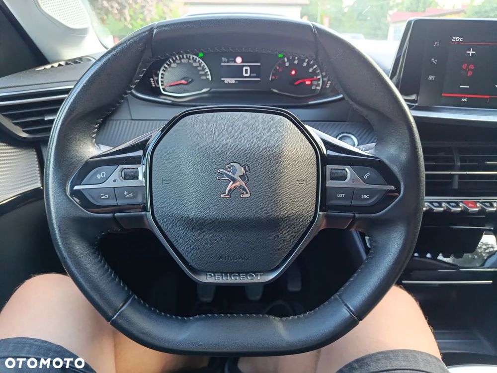 Peugeot 208 TURBO 100 Allure - 14