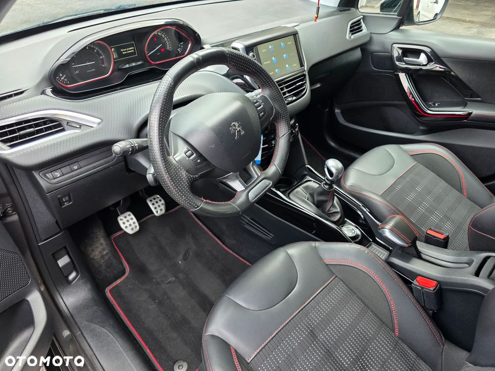 Peugeot 2008 PureTech 130 Stop&Start GT-Line Edition - 21