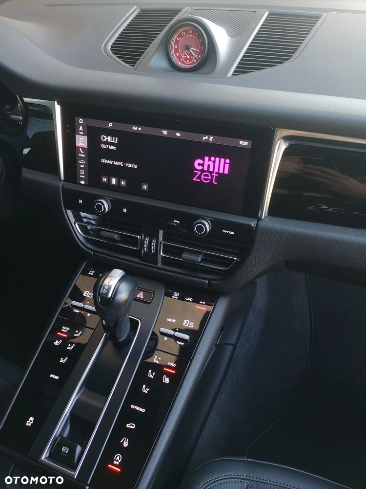 Porsche Macan Standard - 18