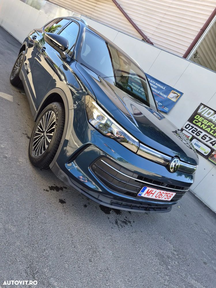 Volkswagen Tiguan - 4