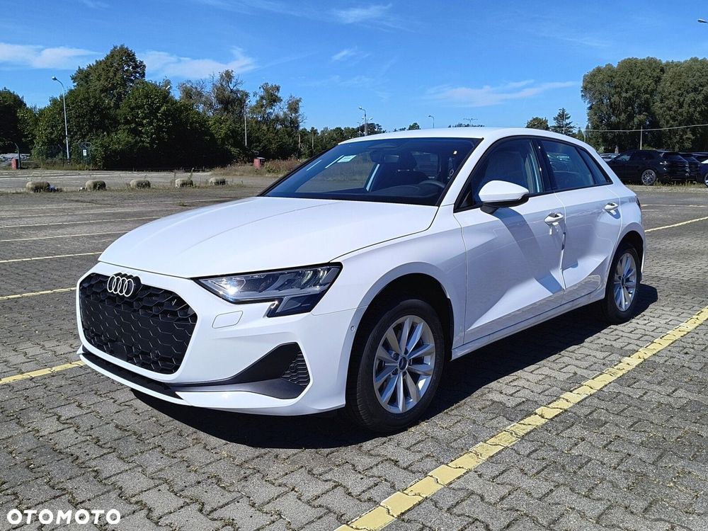 Audi A3 Sportback - 13
