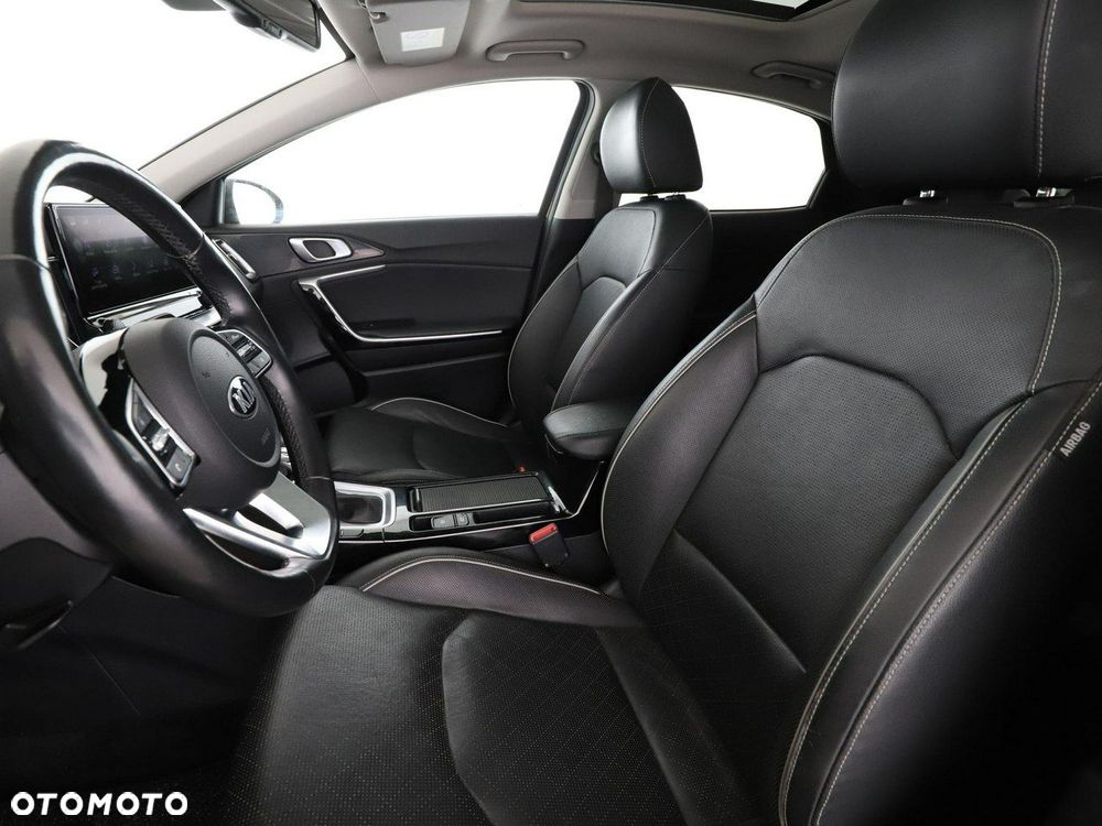 Kia XCeed 1.6 T-GDI OPF DCT7 PLATINUM EDITION - 13