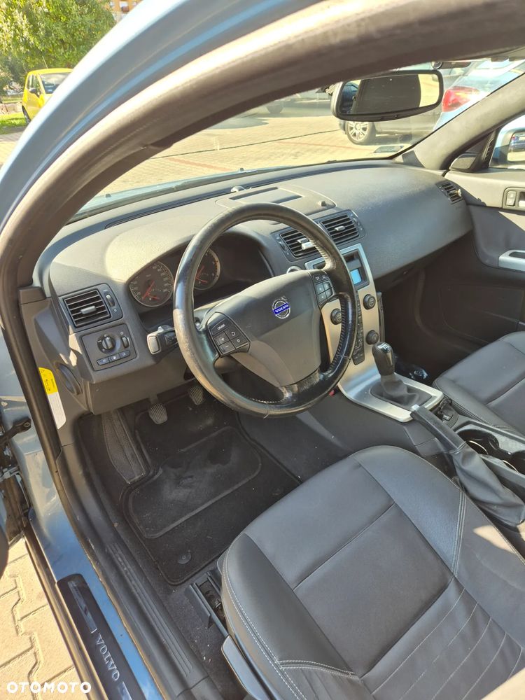 Volvo V50 2.0D Momentum - 8