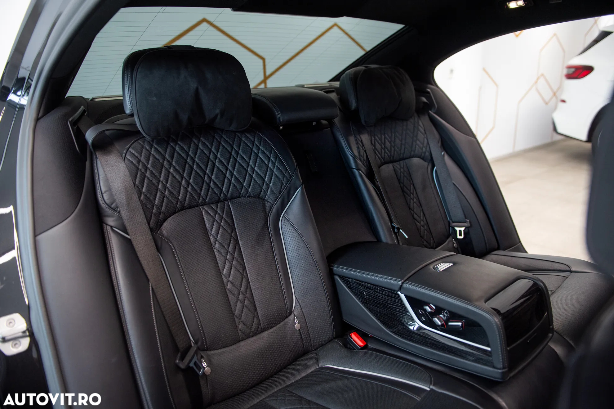 BMW Seria 7 740Li xDrive - 8