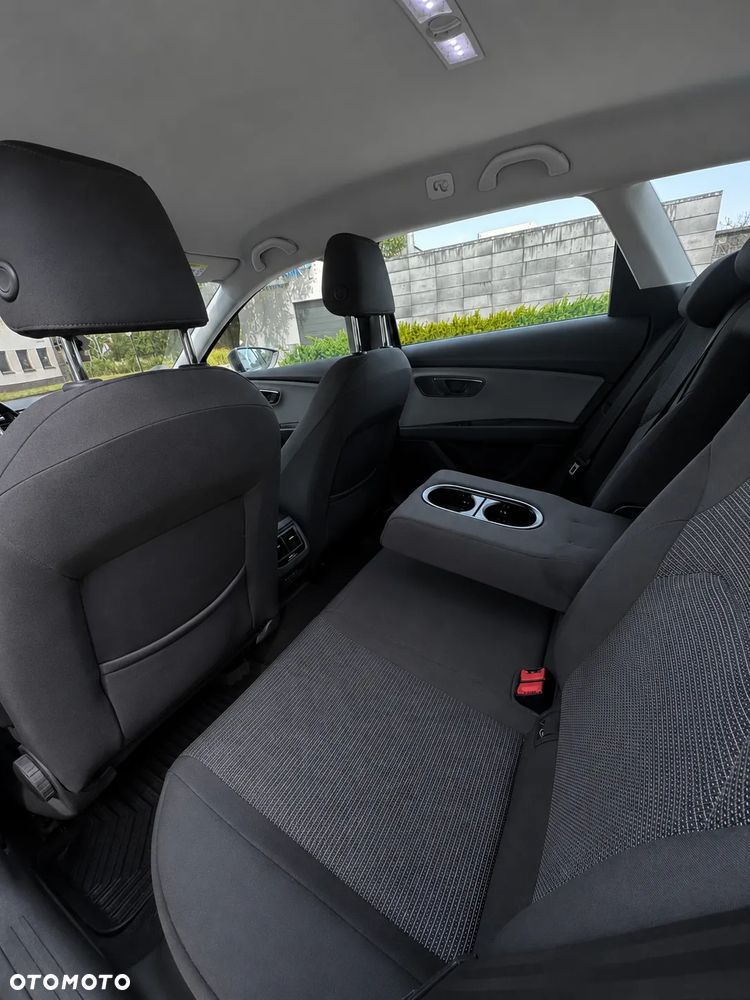 Seat Leon Sportstourer 2.0 TDI Start&Stop CONNECT - 16