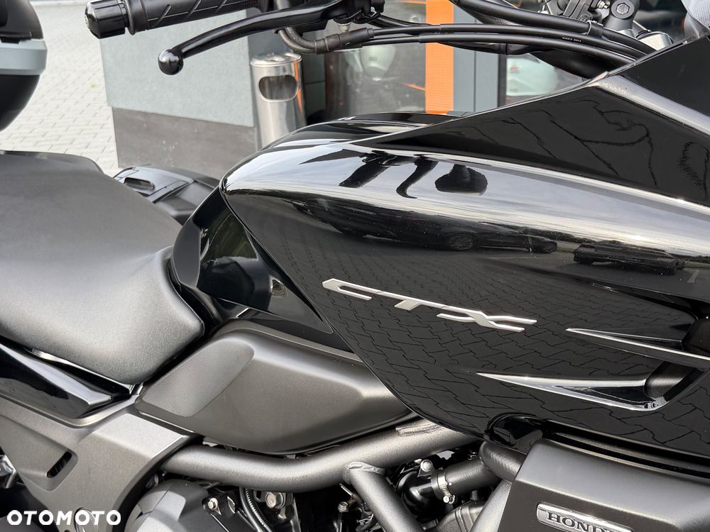 Honda CTX - 14