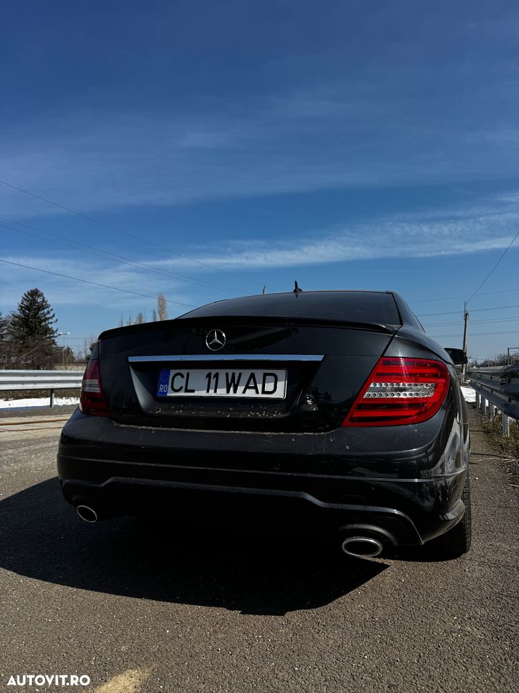 Mercedes-Benz C - 3