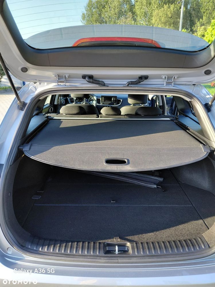 Kia Ceed 1.6 CRDi mHEV M - 20