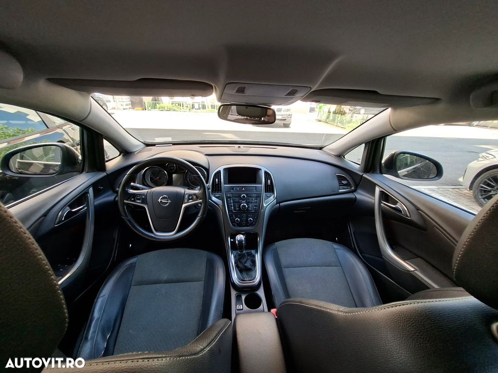 Opel Astra 1.7 CDTI DPF Cosmo - 14